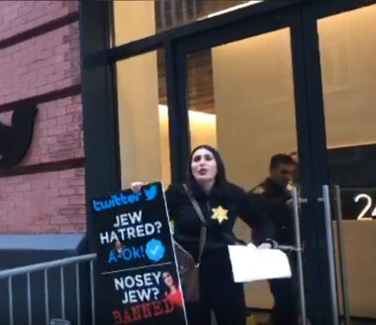 LAURA LOOMER CHAINS HERSELF TO TWITTER HEADQUARTERS DOOR IN NYC – JACK DORSEY, WHY DID YOU BAN LAURA!